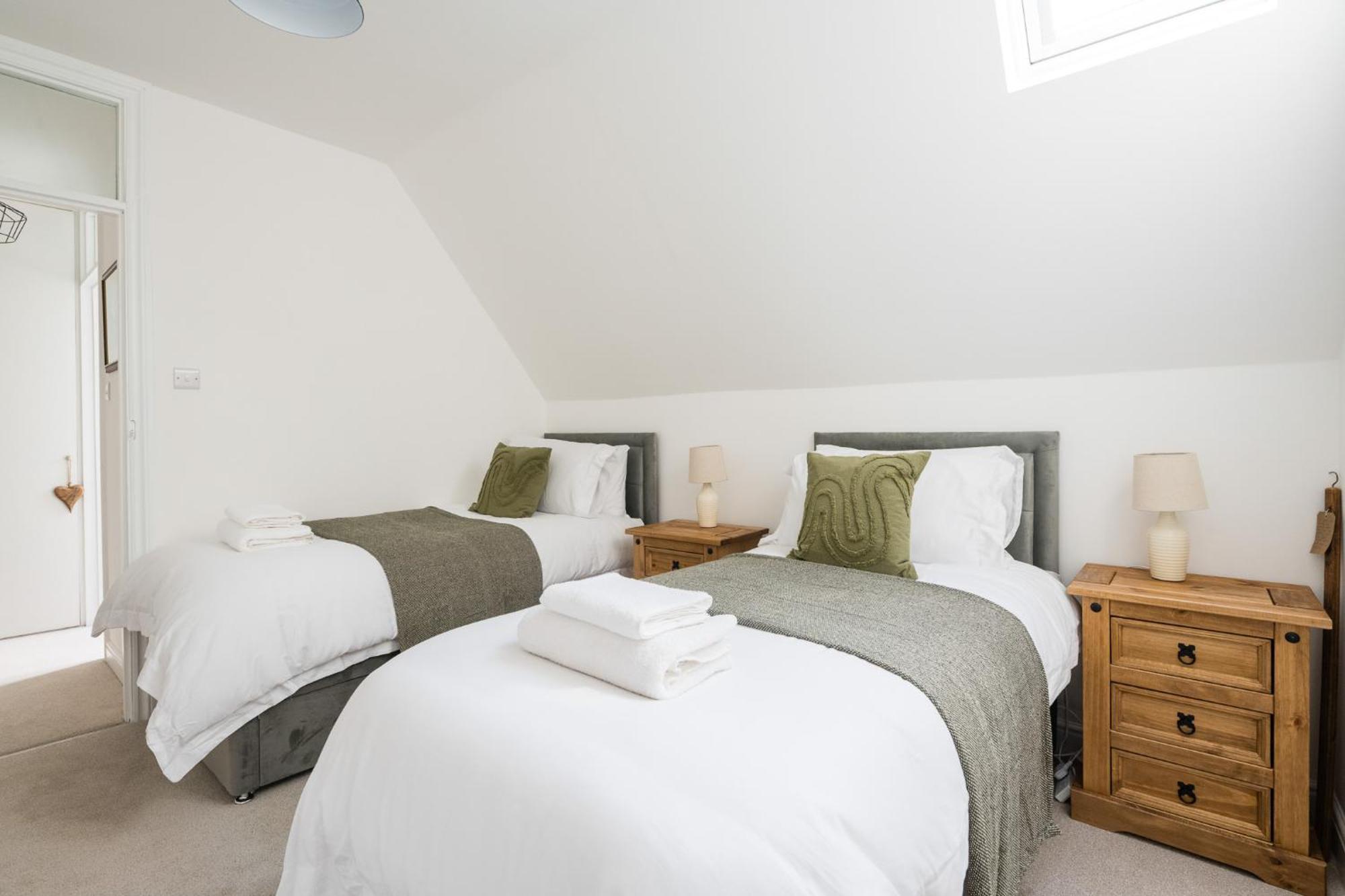 Eagle Cottage - Charming Cotswolds Getaway, Dog Friendly Wyck Rissington Екстериор снимка